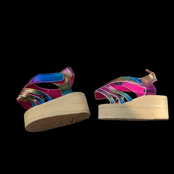 Build a Bear Workshop Shiny Rainbow Platform Sandals; Collectible BAB Accessory - Picture 2 of 5